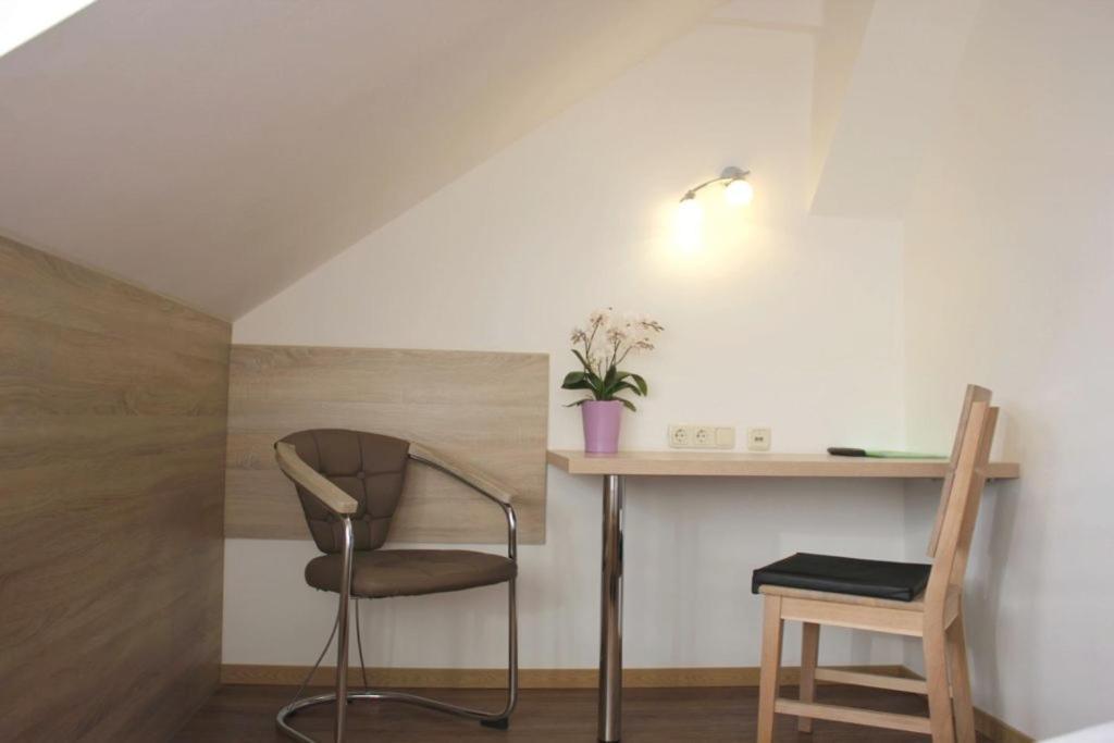 Das Falk Apartmenthaus Norimberga Esterno foto