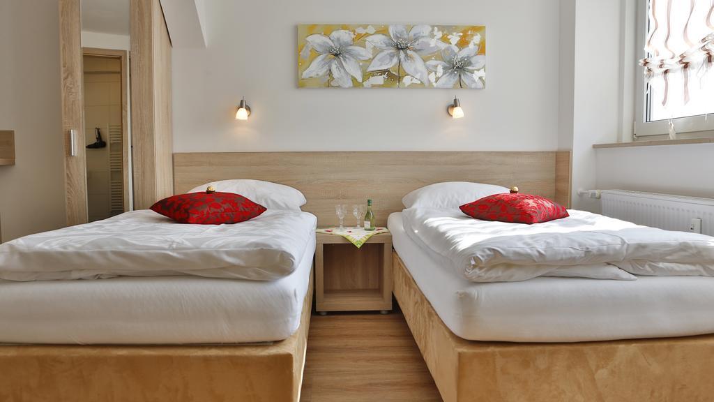 Das Falk Apartmenthaus Norimberga Esterno foto